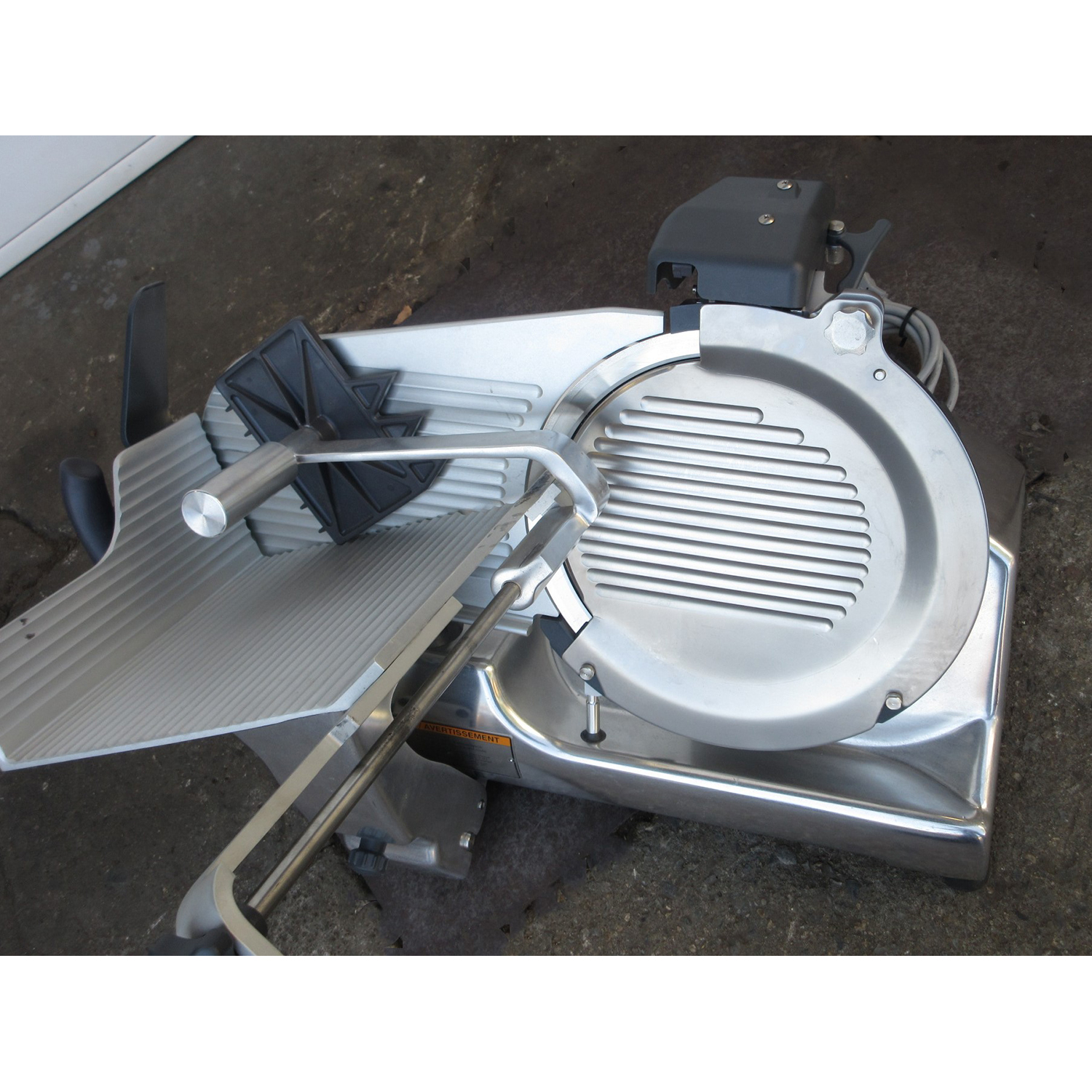Hobart HS6N 13" Heavy-Duty Manual Slicer, Brand New image 2