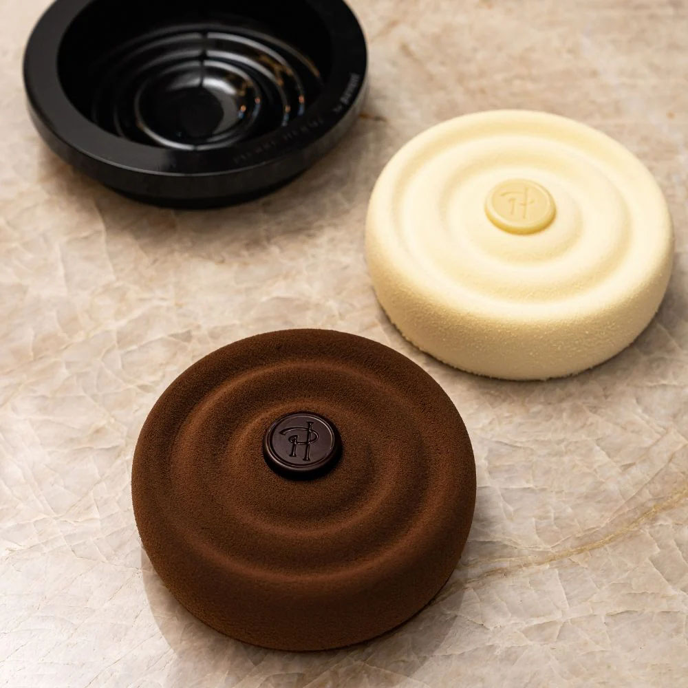 Pavoni Pavocake AURA Silicone Mold, 23.3 oz.  image 2