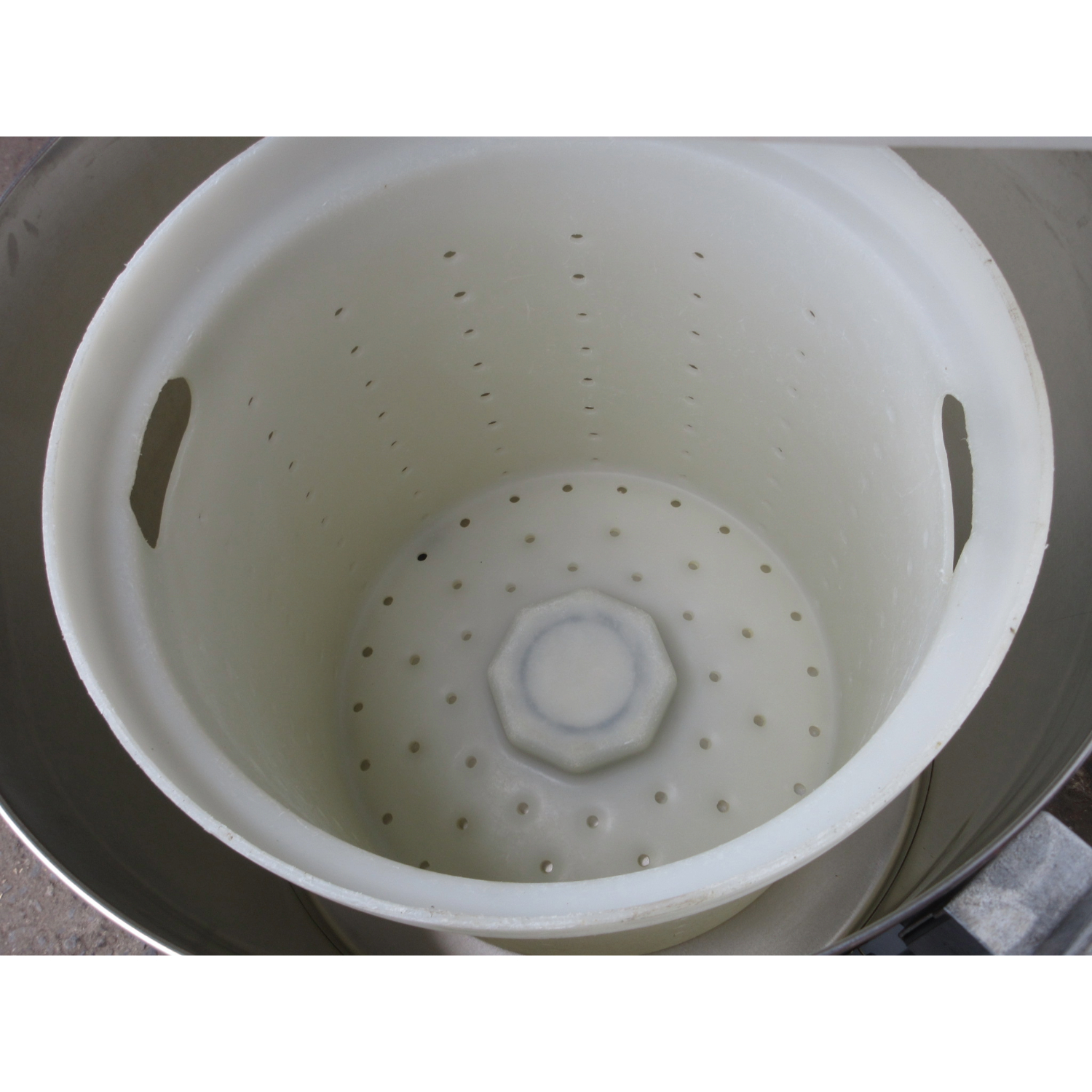 Hobart SDPS Salad Spinner / Dryer, Used Excellent Condition image 2