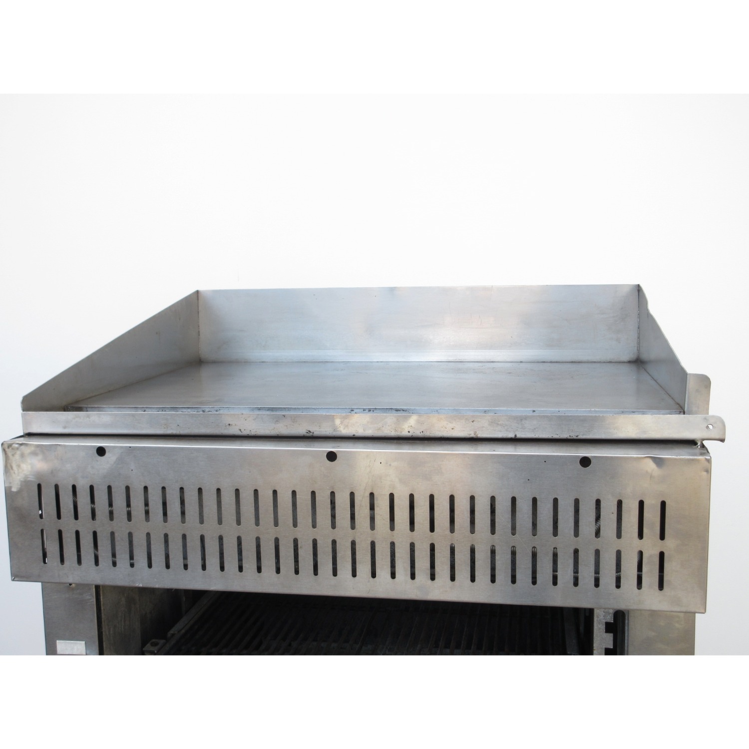 Vulcan VST3B  Natural Gas Broiler with Griddle Top, Used Excellent Condition image 2