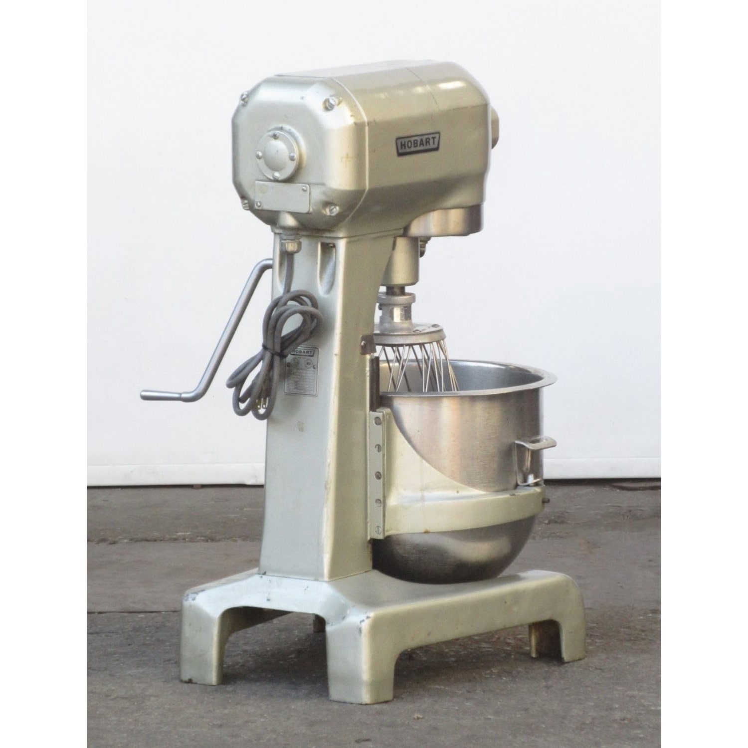 Hobart A200T Mixer 20 Qt, Bowl And 2 Attachments Included, Used Excellent Condition image 1