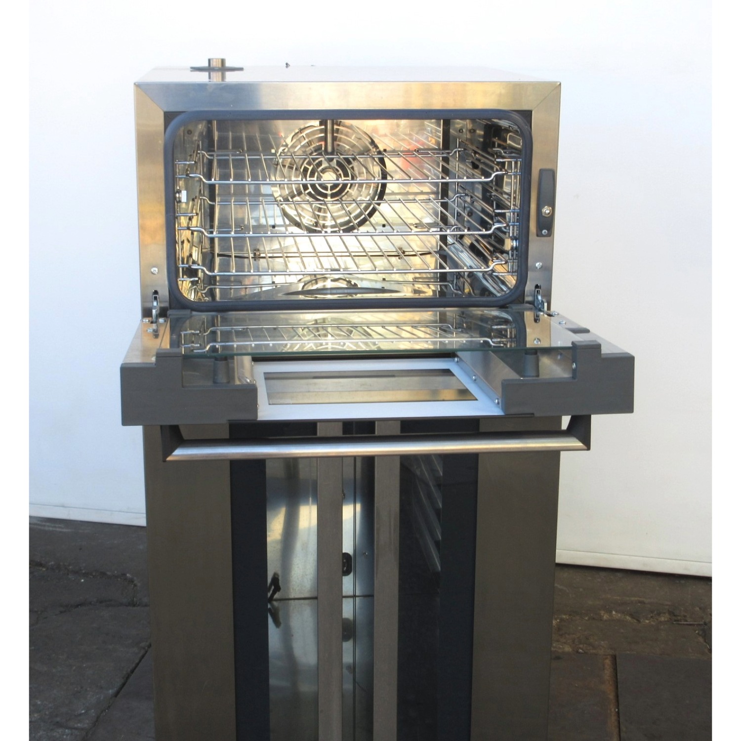 Cadco XAFT-03HS-GD Half-Size Countertop Convection Oven with XAKPT-08HS-C Half Size Proofer, Used Excellent Condition image 1