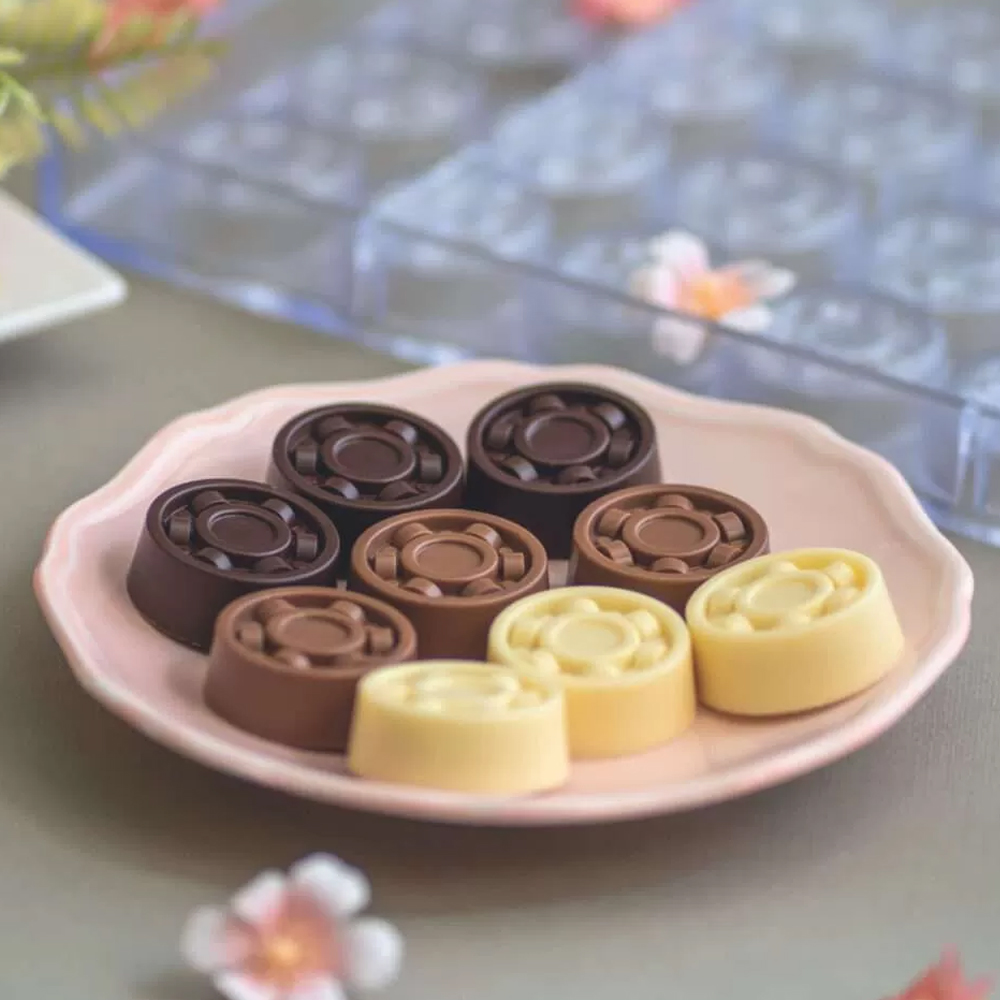Safranne Roller Bite Praline Chocolate Mold, 24 Cavities image 1