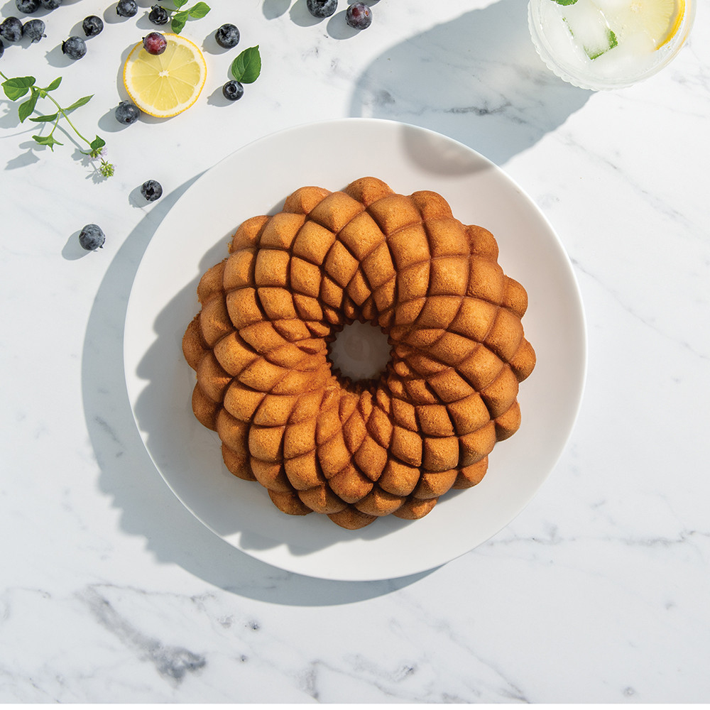 Nordic Ware Kaleidoscope Bundt Pan, 10 Cups image 3