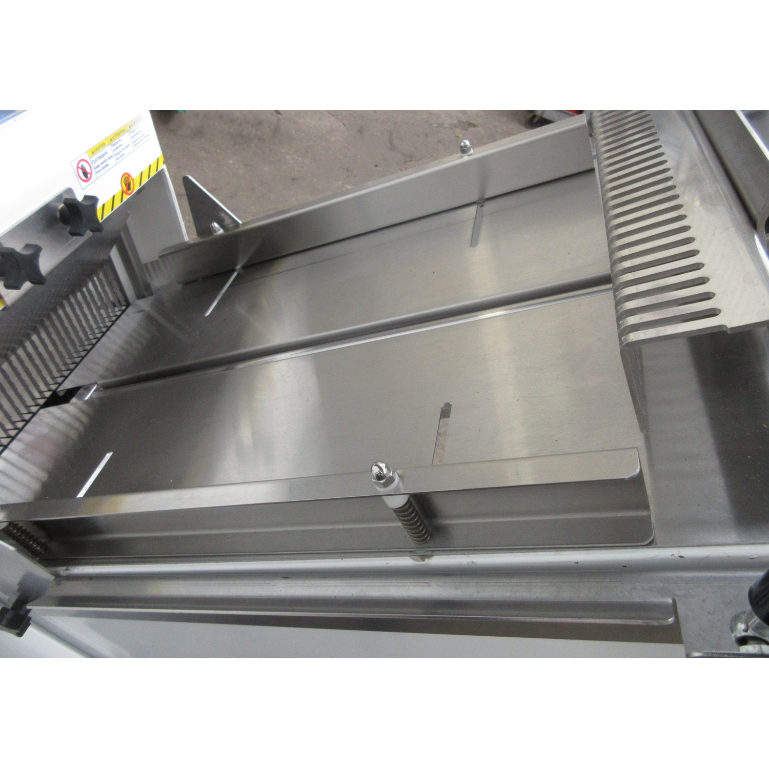 Oliver 797-32 Bread Slicer 1/2" Cuts, Used Excellent Condition image 3