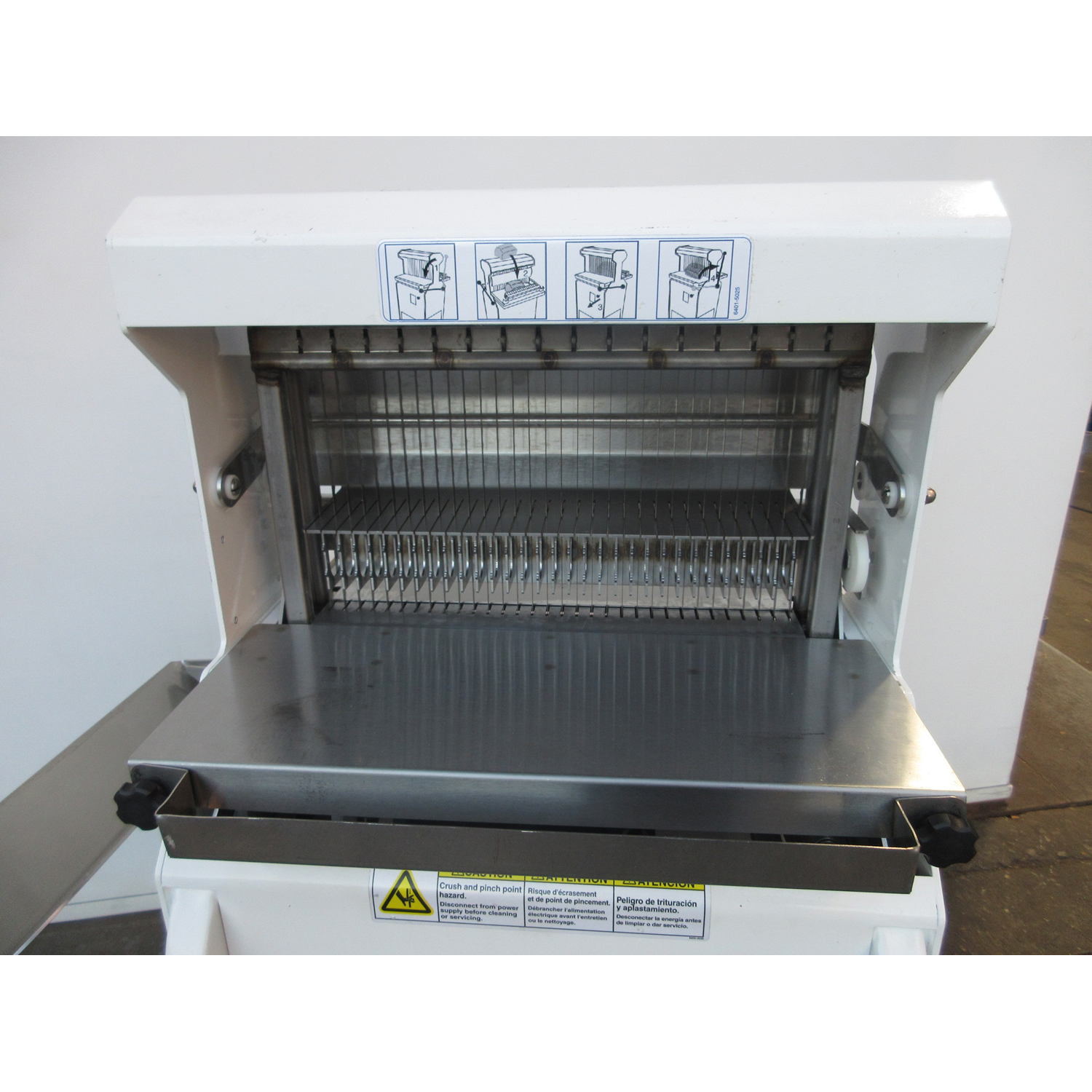 Oliver 777NT Bread Slicer 7/16" Cut, Used Excellent Condition image 2