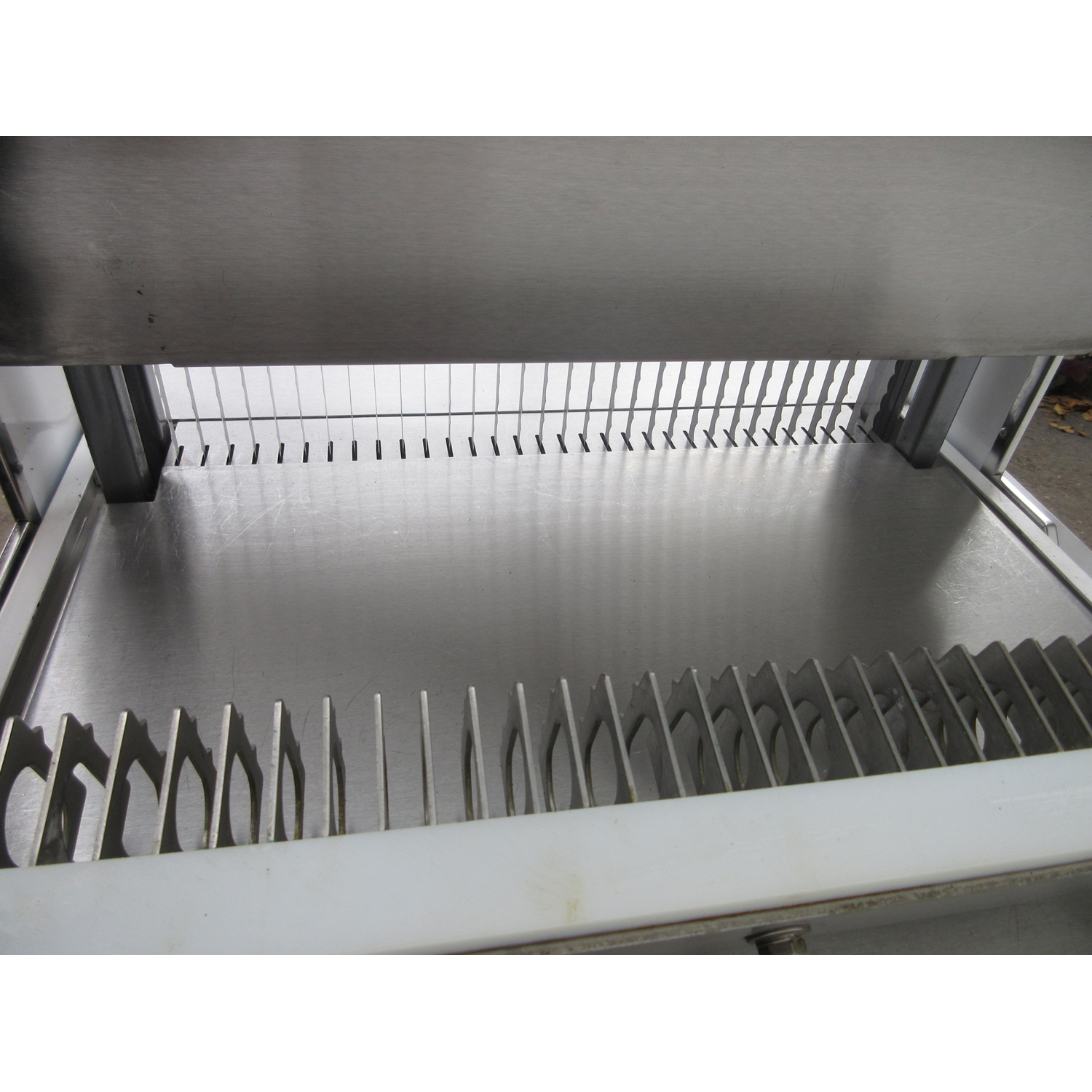 Oliver 777 Bread Slicer 1/2" Cut, Used Excellent Condition image 3