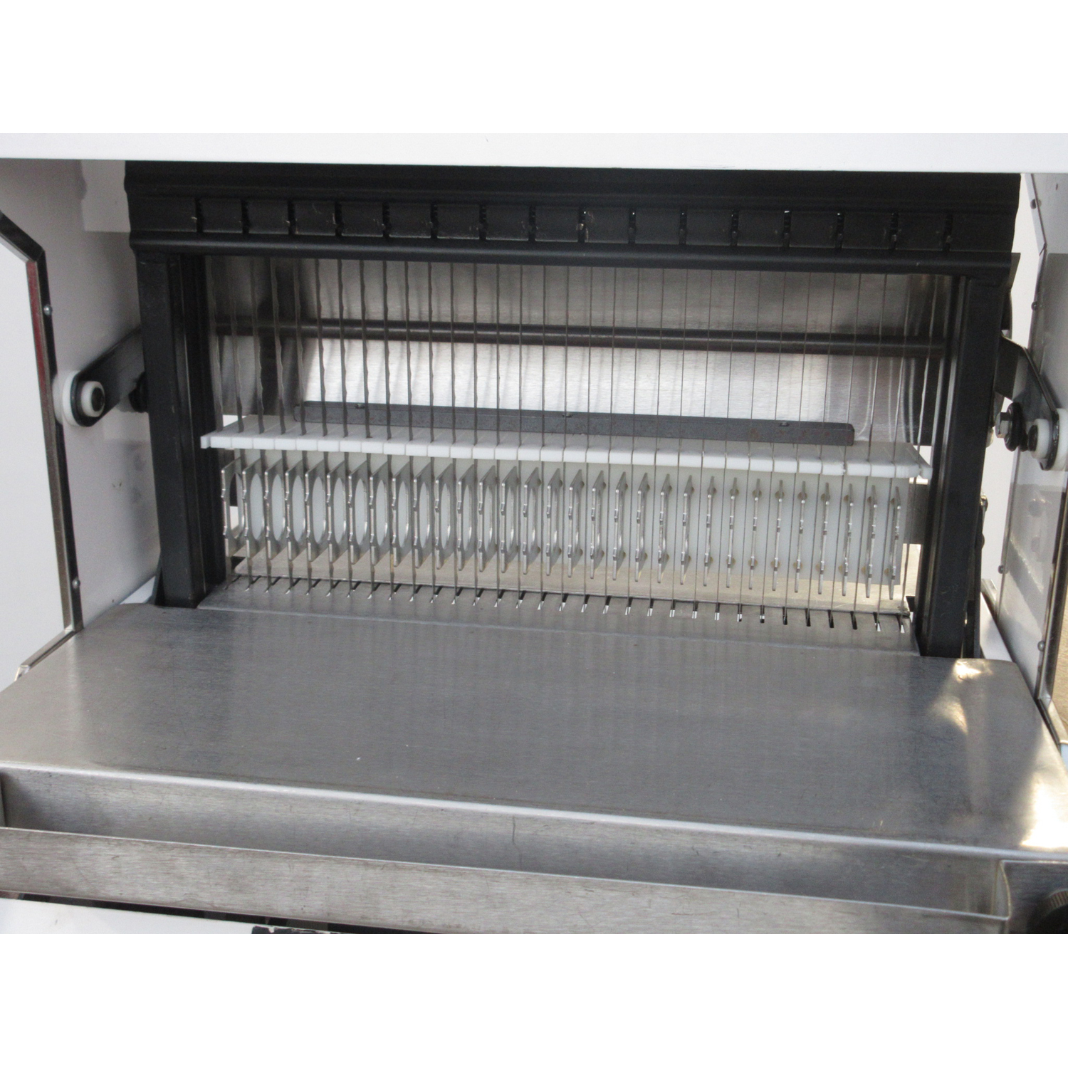 Oliver 777 Bread Slicer 1/2" Cut, Used Excellent Condition image 2