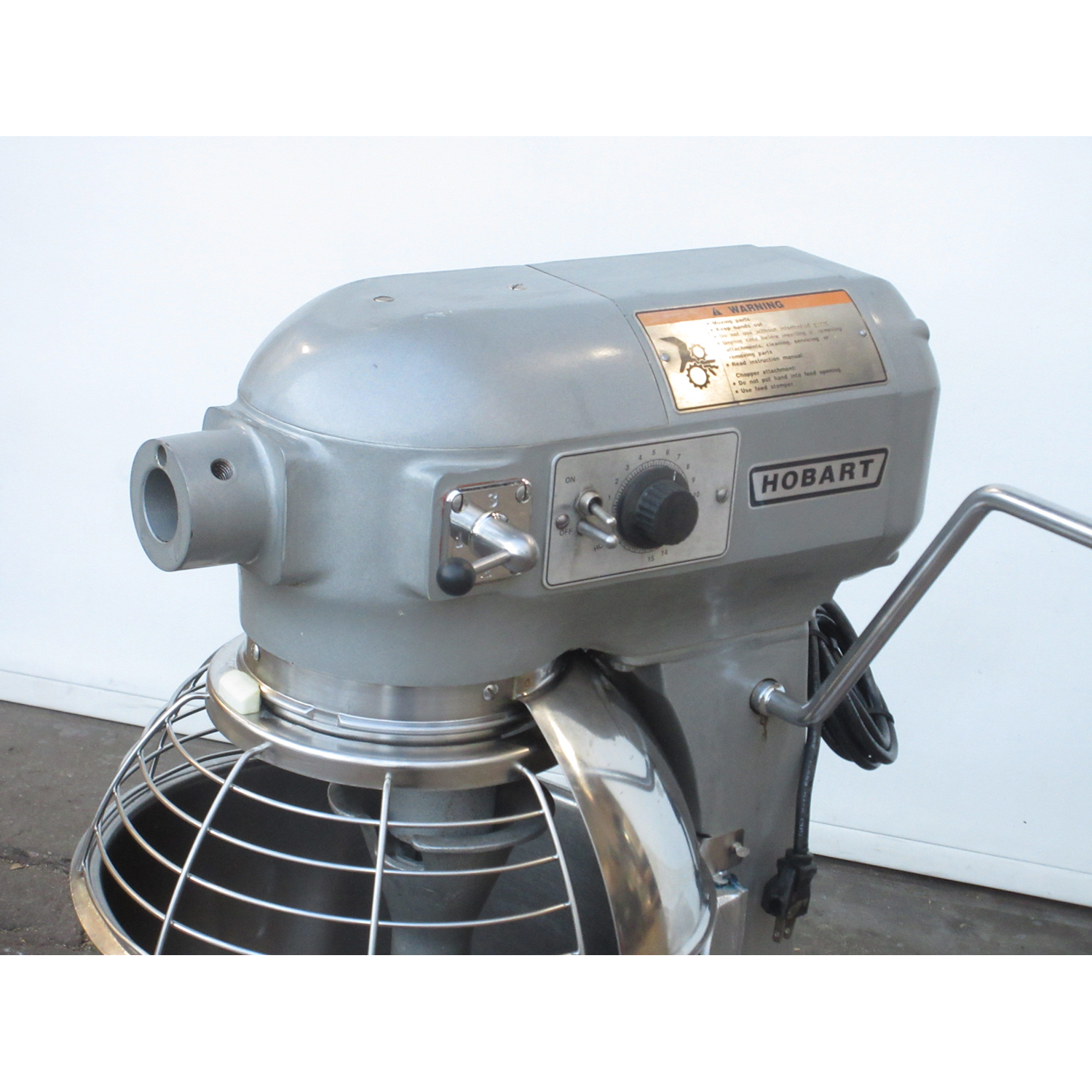 Hobart A200 Mixer 20 Qt, Bowl And 2 Attachments Included, Used Excellent Condition image 1
