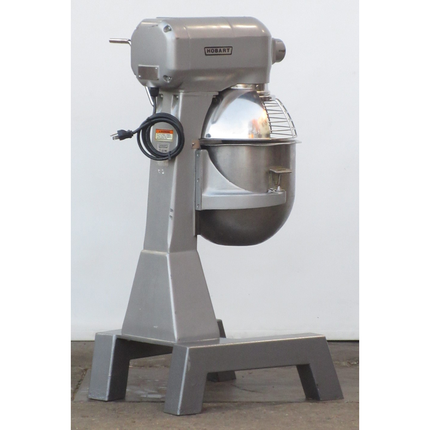 Hobart A200FT Floor Model 20 Qt Mixer, Bowl And 2 Attachments Included, Used Excellent Condition image 1