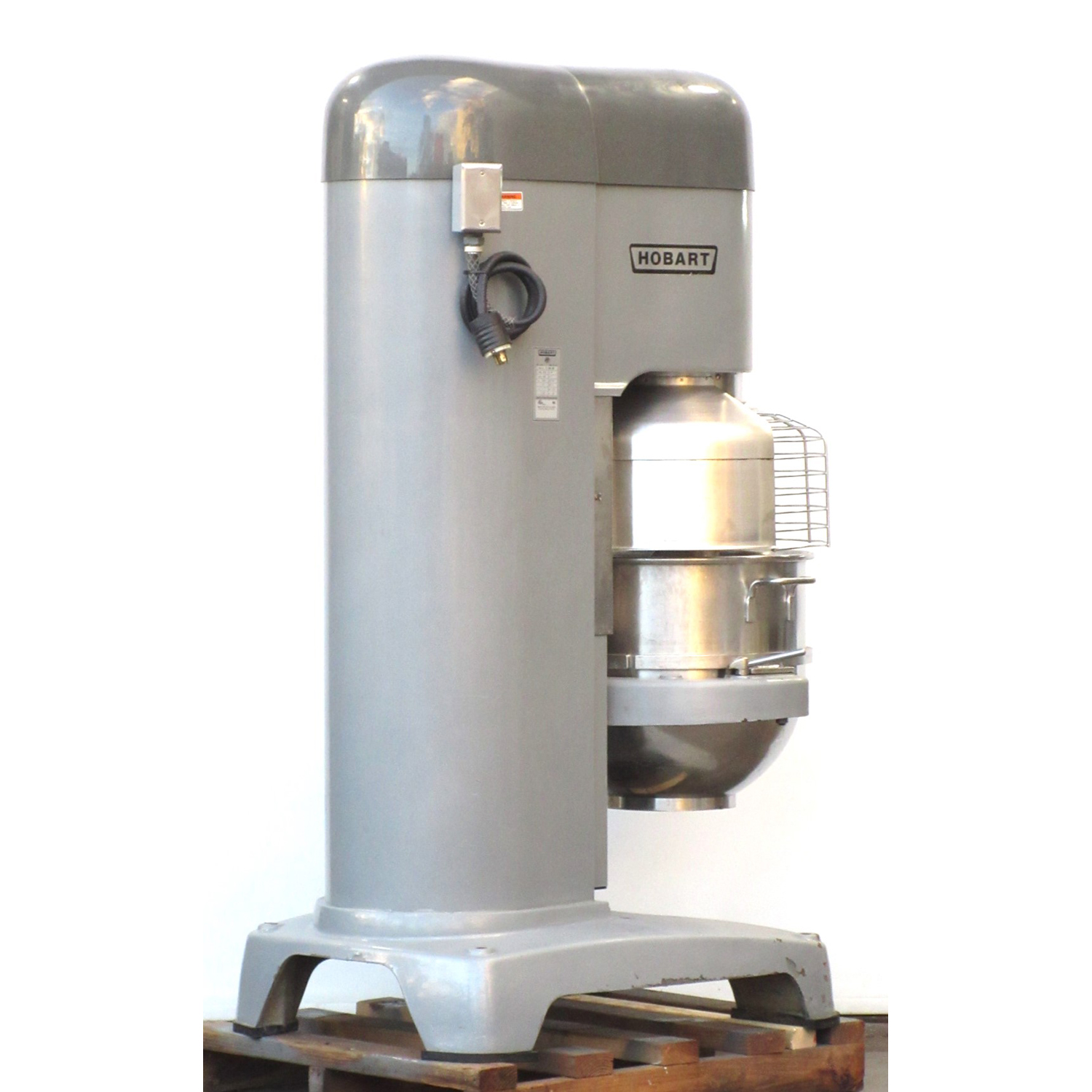 Hobart M802 80 Qt Mixer, Bowl And 2 Attachments Included, Used Excellent Condition image 1