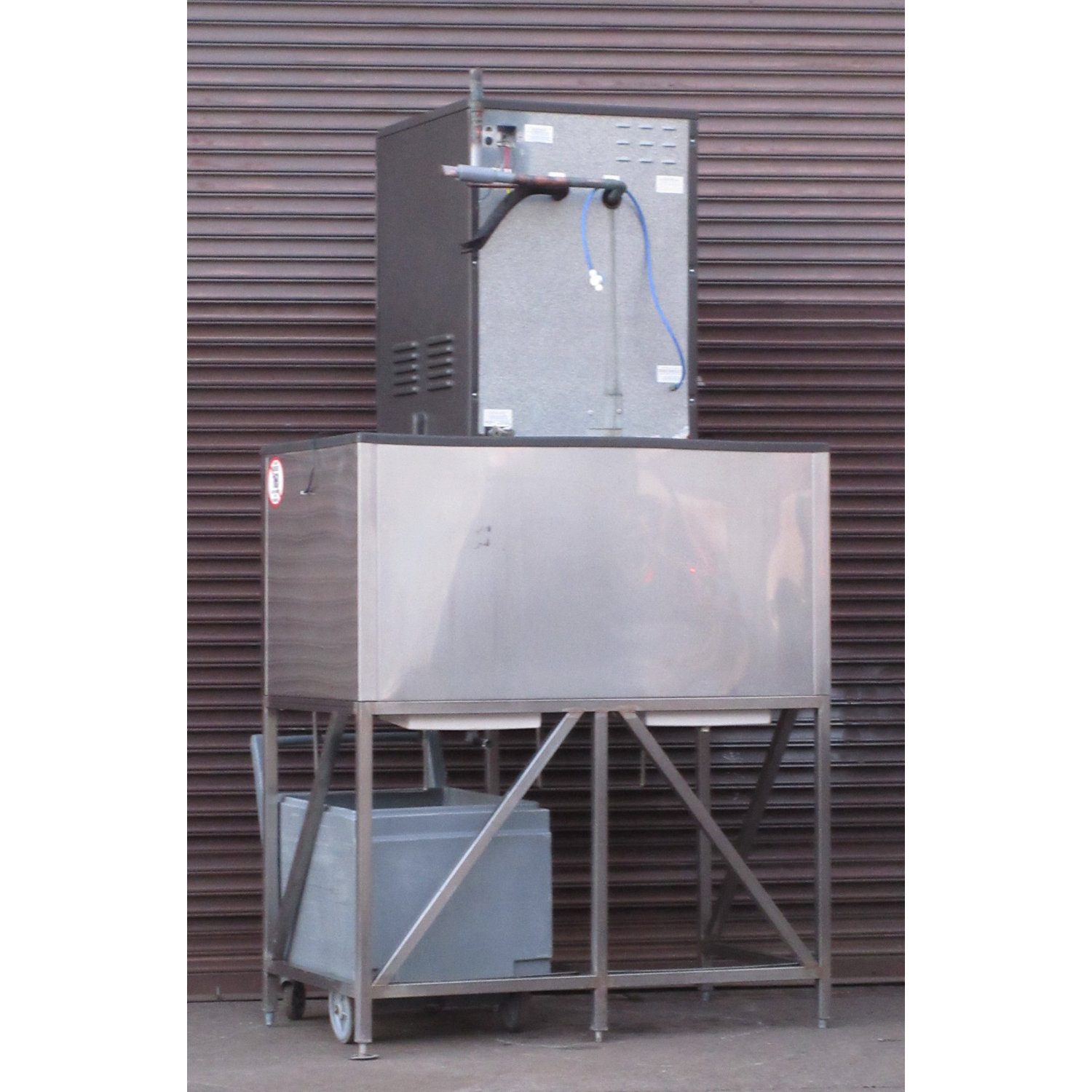 Howe 2000RL Ice Flaker with Bin, Used Excellent Condition image 1