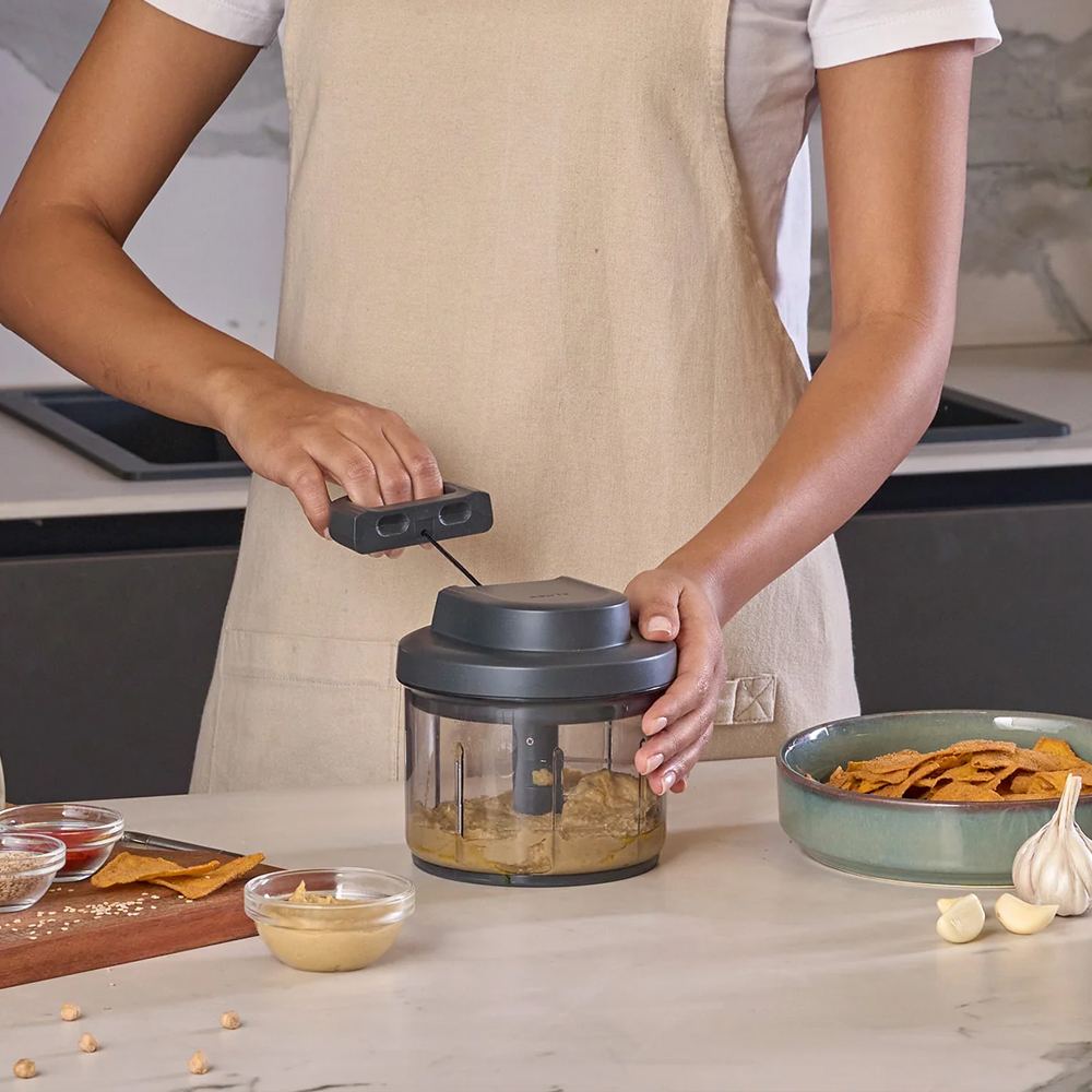 Zyliss Easy Pull Food Chopper & Processor image 4