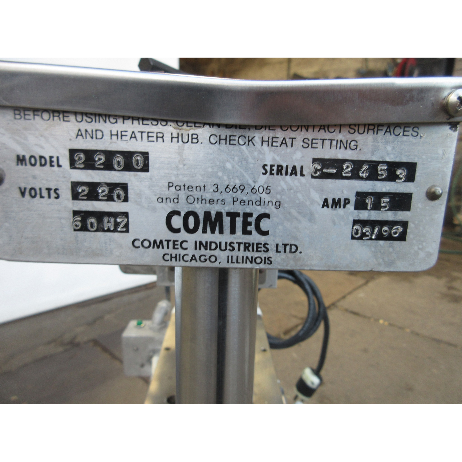 Comtec 2200 Hydraulic Pie Press, Used Excellent Condition image 3