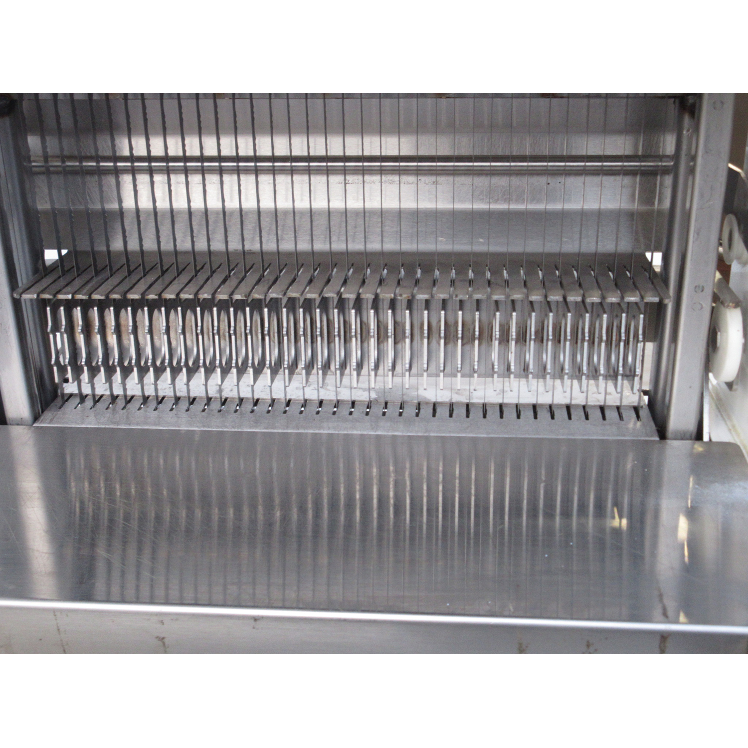 Oliver 777NT Bread Slicer 1/2" Cut, Used Excellent Condition image 2