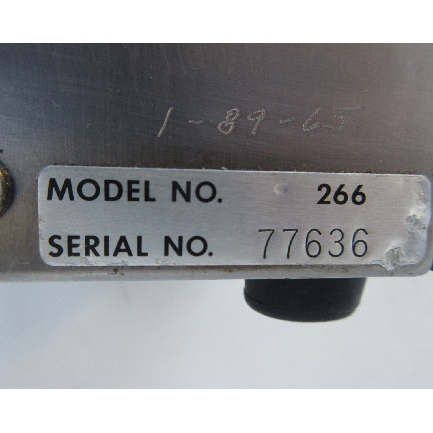 Edlund 266 Electric Can Opener, Used Excellent Condition image 2