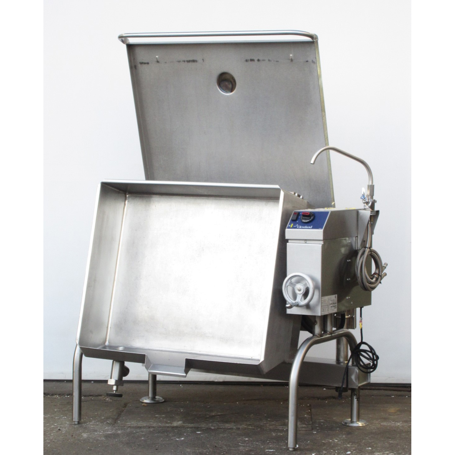 Cleveland SGL-40-T1 Gas Braising Pan Tilting Skillet, Used Excellent Condition image 3