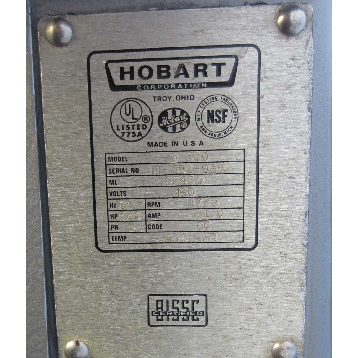 Hobart D300 Mixer 30 Qt, 460 Volt, Bowl And 2 Attachments Included, Used Excellent Condition image 3