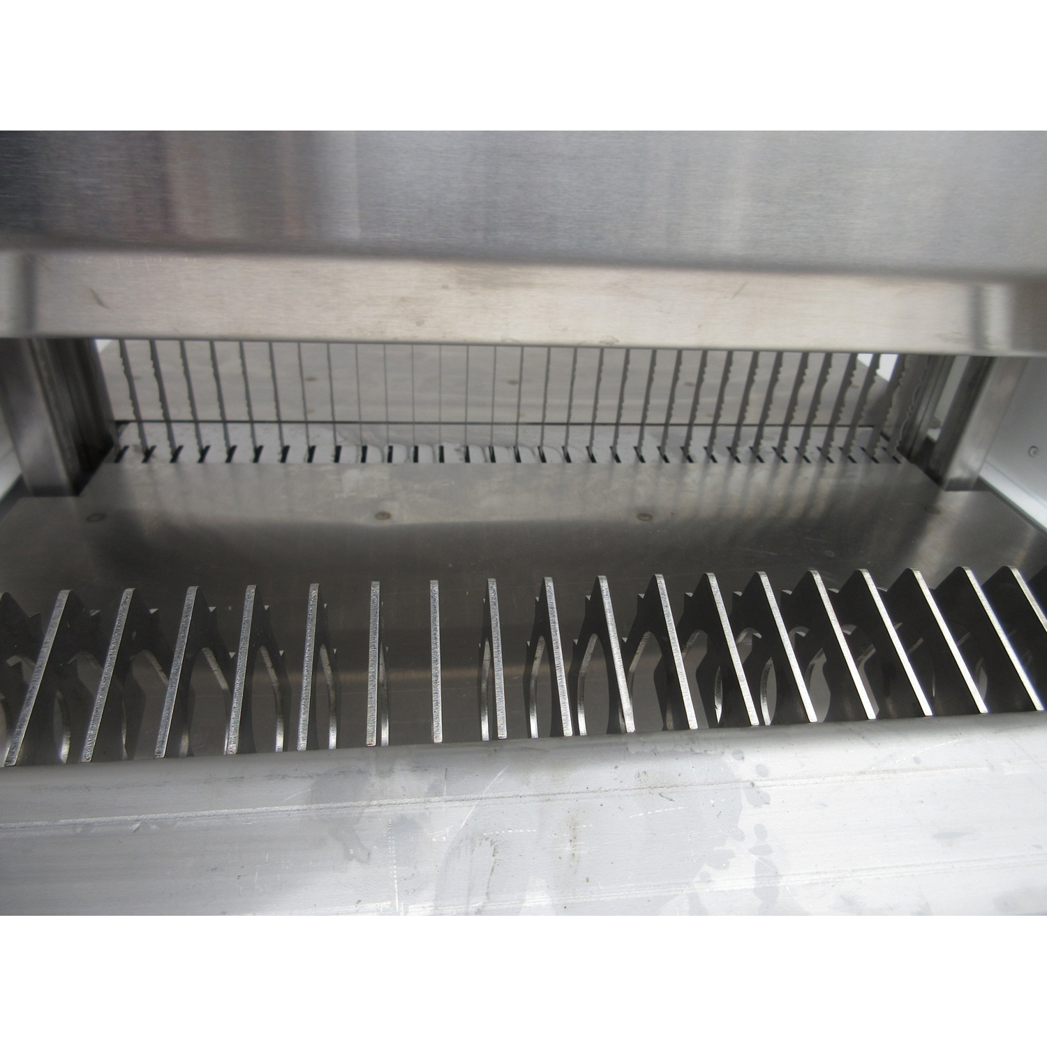 Oliver 777NT Bread Slicer 7/16" Cut, Used Excellent Condition image 3