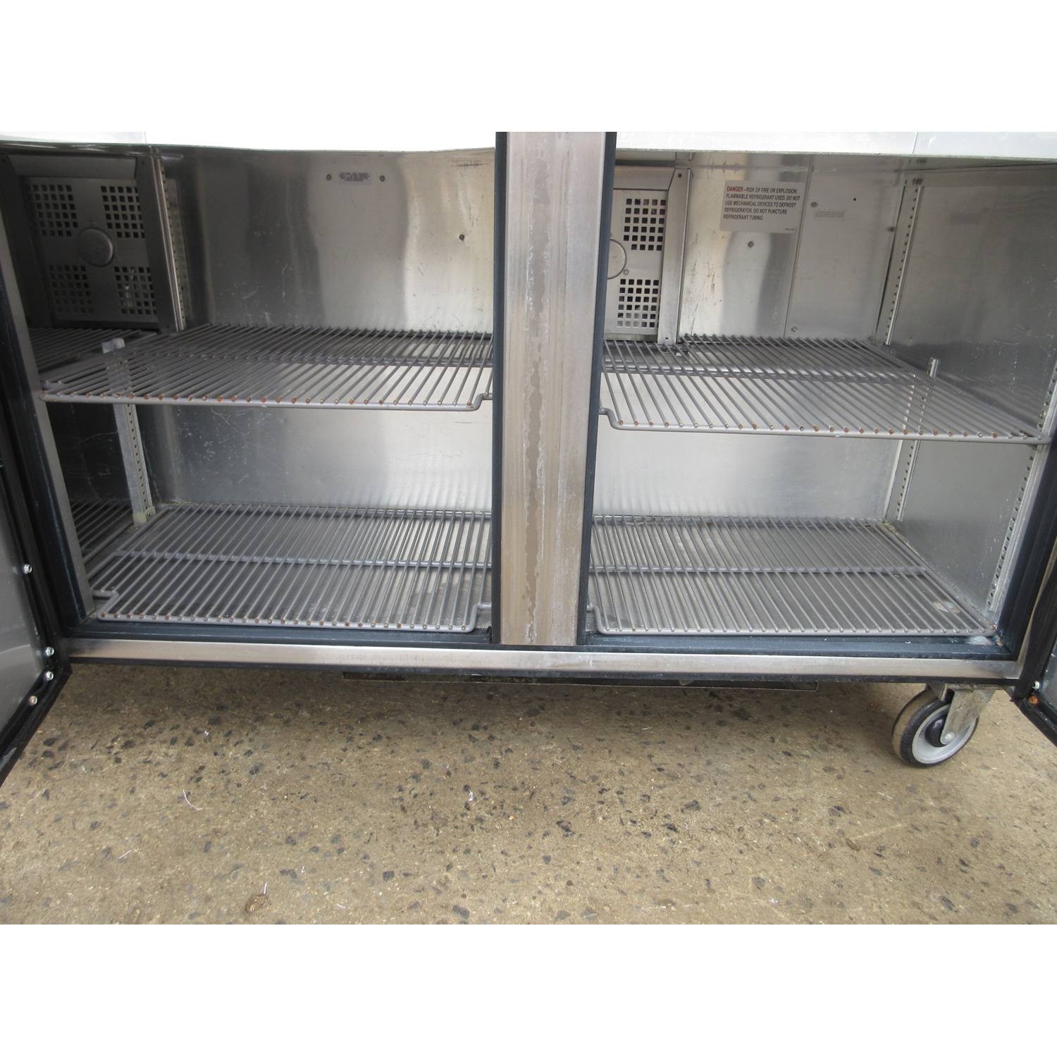 True TSSU-72-30M-B-ST-HC Refrigerated Sandwich Prep Table, Used Excellent Condition image 2