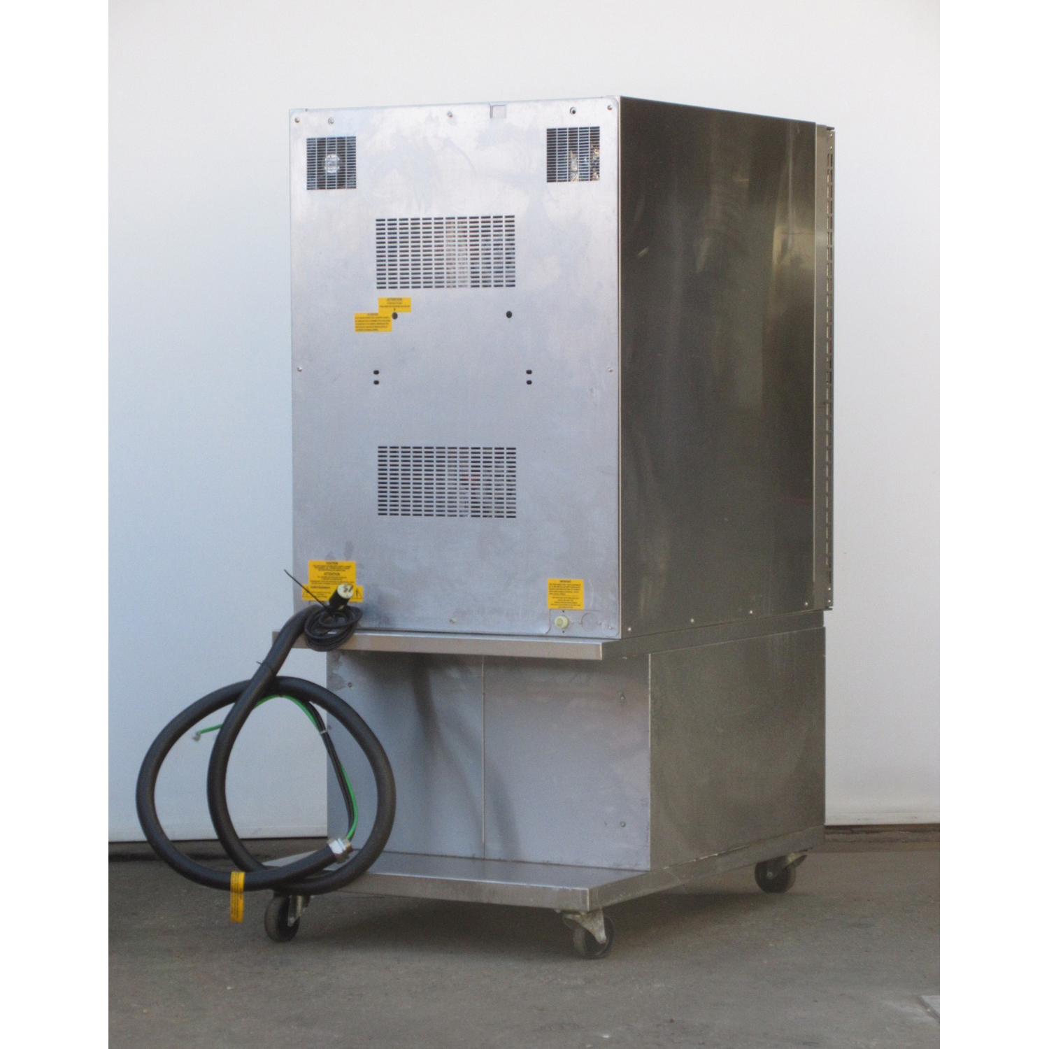 Mono FG180C-UZ56 Convection Oven, Used Excellent Condition image 2
