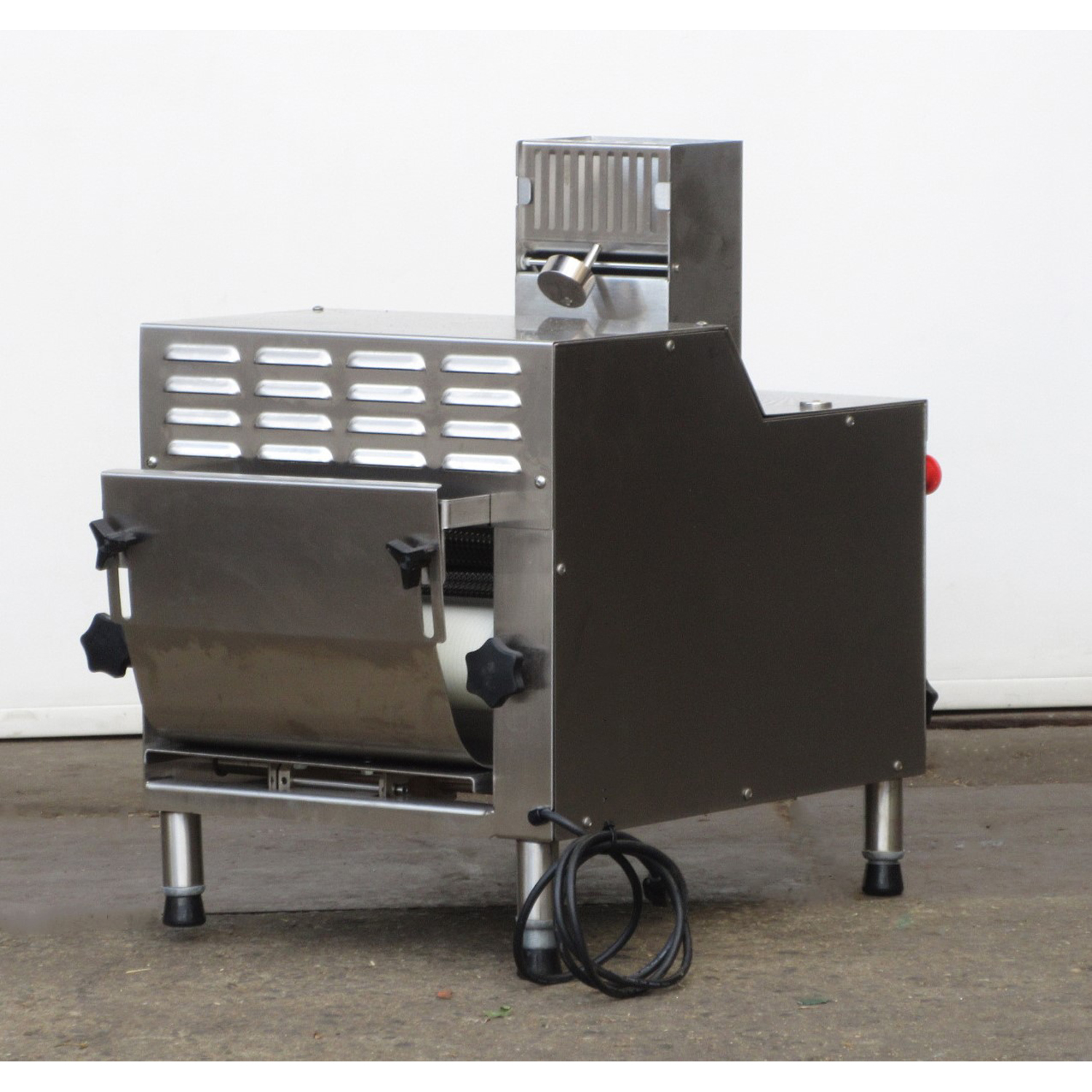Somerset CDR-170 Commercial Countertop Dough Moulder, Used Excellent Condition image 2