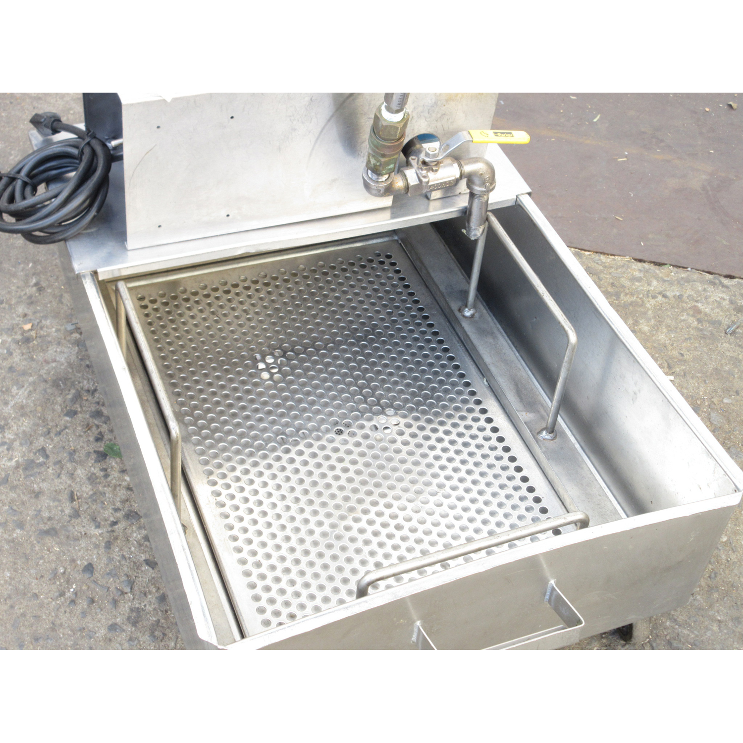 Restaurant Technologies 10941402 Filter Box, Used Excellent Condition image 2