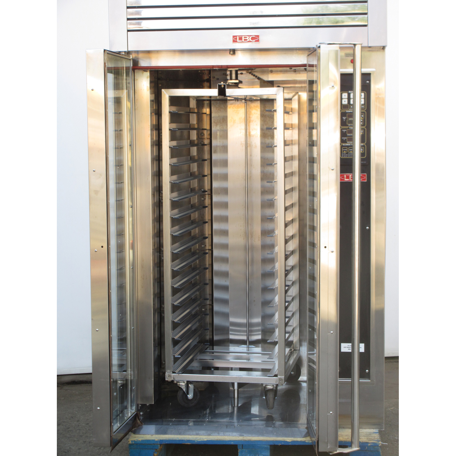 LBC LMO-MAX-G Roll-In Gas Rotating Rack Oven, Used Excellent Condition image 3