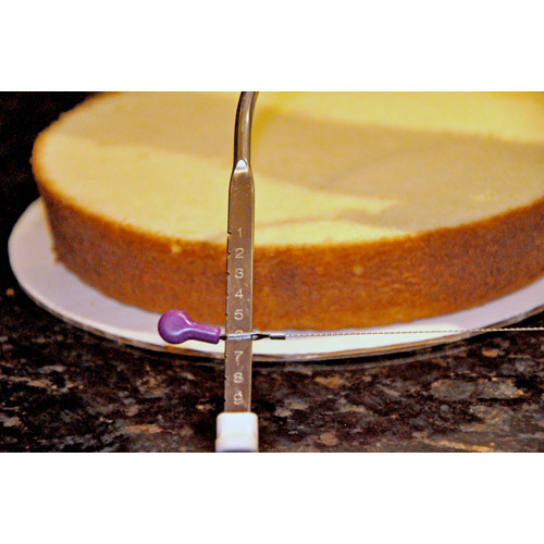 Wilton Small Cake Leveler image 1