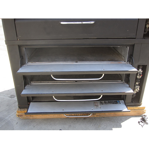 Blodgett 981 Double Deck Gas Oven Used Very Good Condition image 3