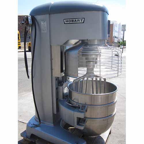Hobart 140 Quart Legacy Commercial Mixer Model HL 1400 Used Excellent Condition image 2
