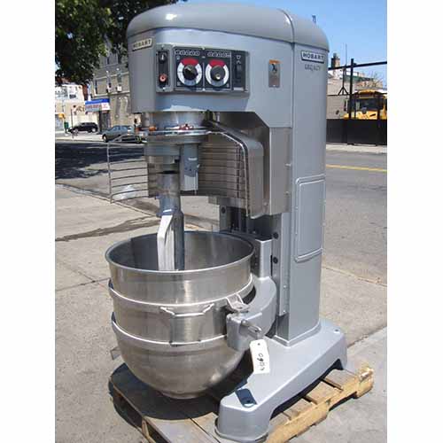 Hobart 140 Quart Legacy Commercial Mixer Model HL 1400 Used Excellent Condition image 3