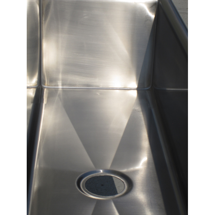Custom Made Commercial Stainless Steel Kitchen Sink