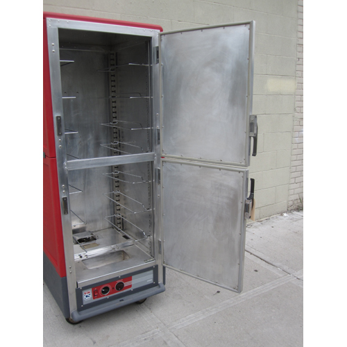 Metro Mobile Heated Holding Cabinet Model C539-HDS-U image 3