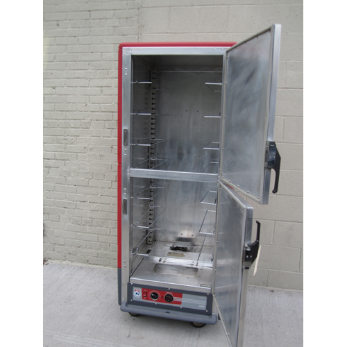 Metro Mobile Heated Holding Cabinet Model C539-HDS-U image 4