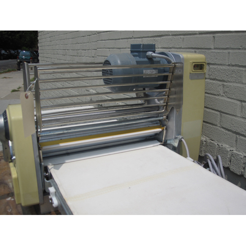 Rondo Table Top Sheeter Model # STM-503