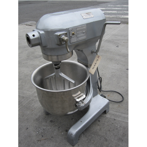 Hobart 20 Qt Mixer model A200 image 2