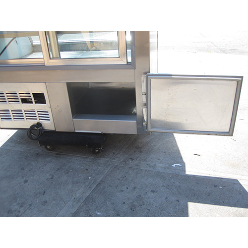 Leader CDL48 Refrigerated Deli Bakery Case 48 image 7