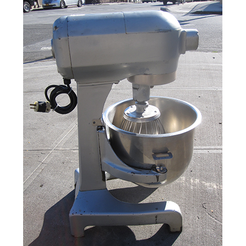 Hobart 20 Qt Mixer model A200 image 1