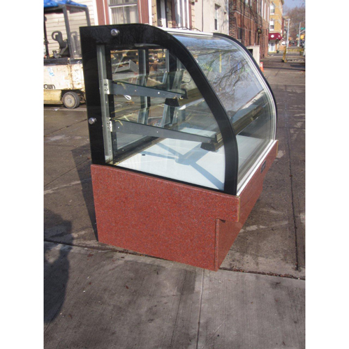 Leader 4ft Refrigerated Bakery Case Model MCB-48SC Used As Demo 1 Week Mint Condition image 2