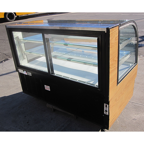 Federal Curved Glass Refrigerated Bakery Case Model CGR-5942 image 4