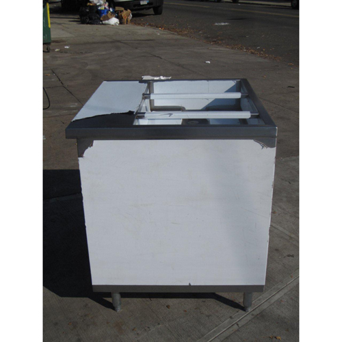 Universal Coolers Electric Steam Table Model # GZG 36 image 2