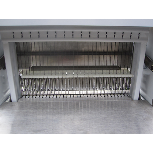 Oliver Bread Slicer 1/2 Cut, Model 777 image 6