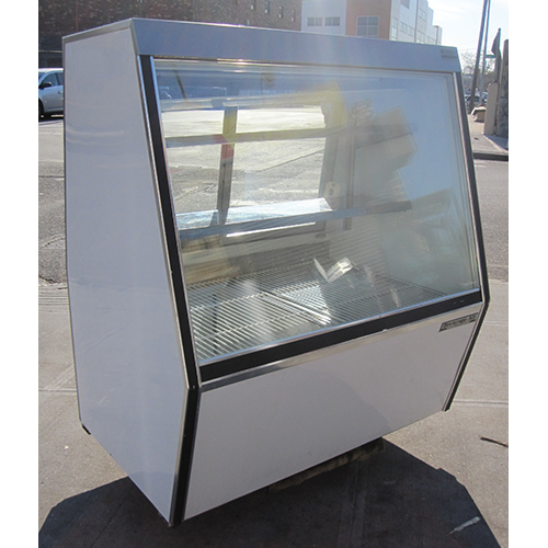 Beverage Air 4' Deli Case Model DMC4 image 1