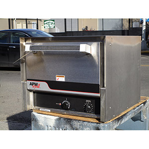 APW Wyott CDO-17 Countertop Deck Oven, Great Condition image 1