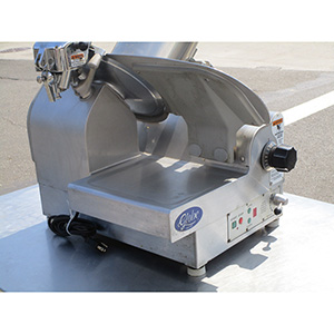 Globe Two Speed Automatic Slicer 3850, Great Condition image 2