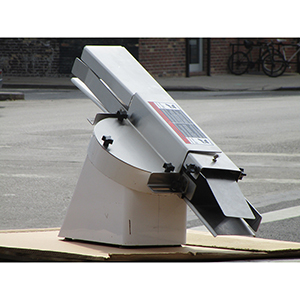 Oliver Bagel Slicer 702N, Excellent Condition image 5