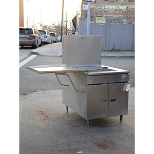 Pitco Gas Fryer 24PSS, Very Good Condition image 2