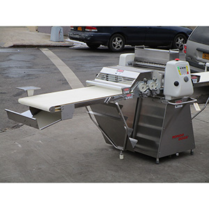 Rondo Dough Sheeter & Cutting Station SFS611C, Great Condition image 9