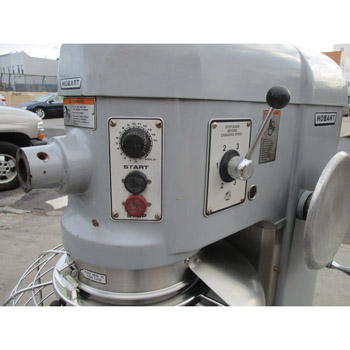 Hobart 60 Quart H600T Mixer With a Timer and Bowl Guard, Great Condition image 3